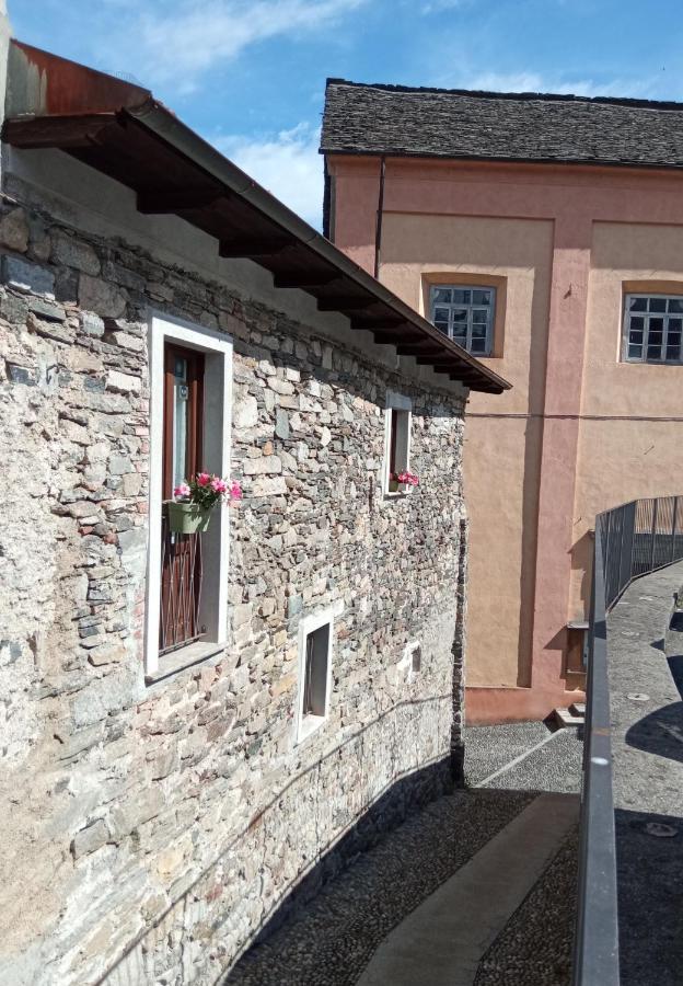 All'Ombra Dell'Antica Pietra Orta San Giulio Exterior foto