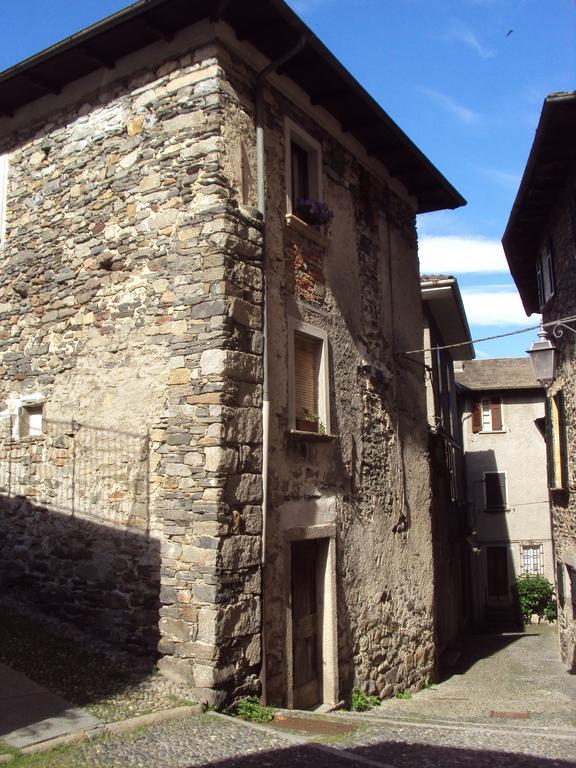 All'Ombra Dell'Antica Pietra Orta San Giulio Exterior foto